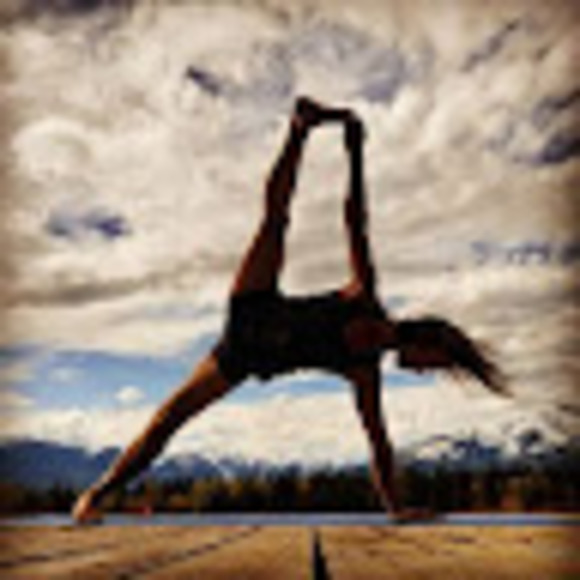 Meet your Posher, Miwa - Picture 1 of 1